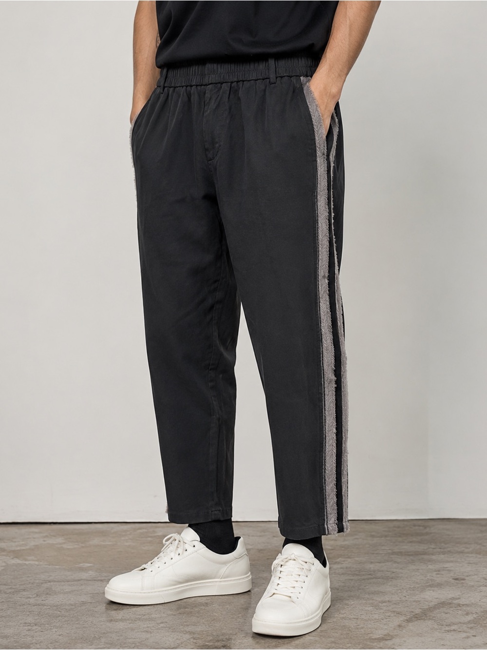 BONELESS Black Raw Edge Side Stripe Pants Size L